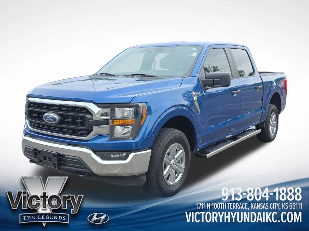 Used 2023 Blue Ford XLT image 3