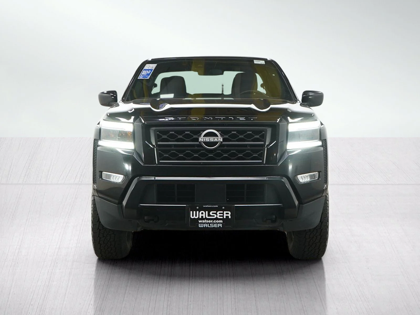 Used 2023 Black Nissan Crew Cab 4x4 SV Auto Long Bed image 8