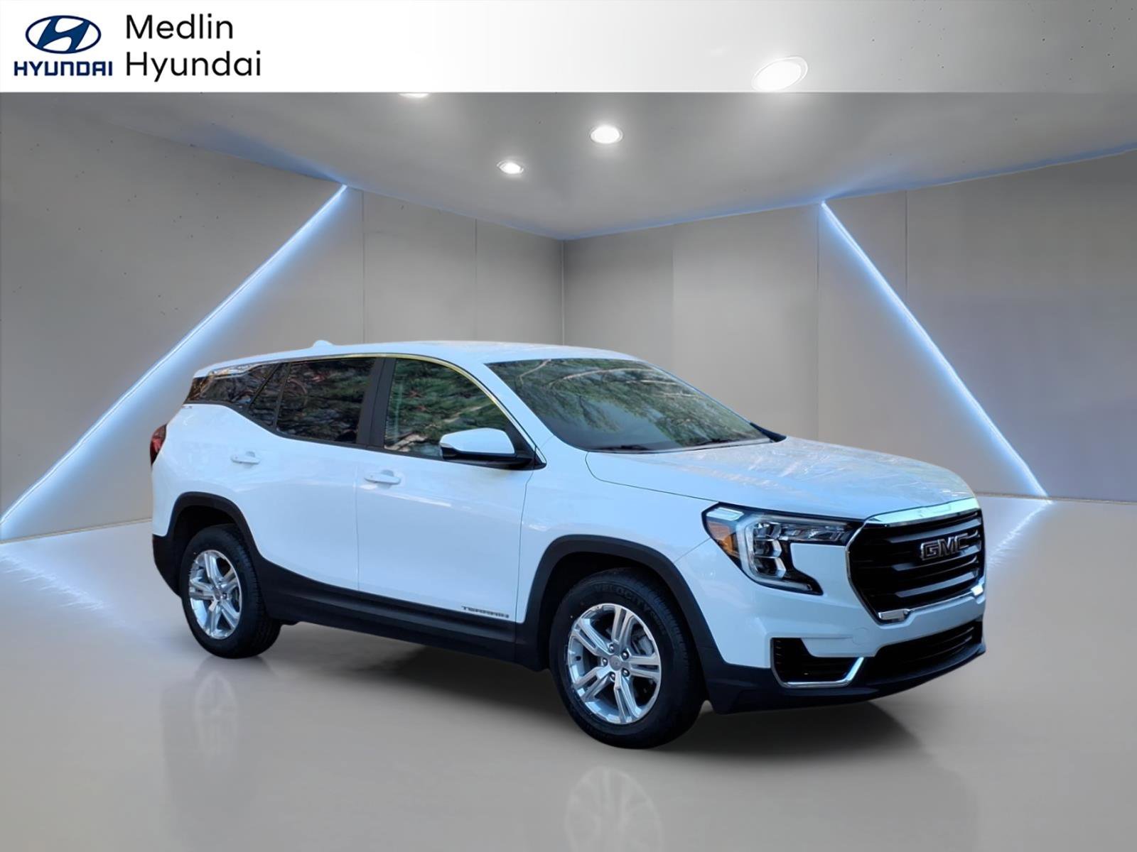 2022 GMC Terrain SLE FWD's photo