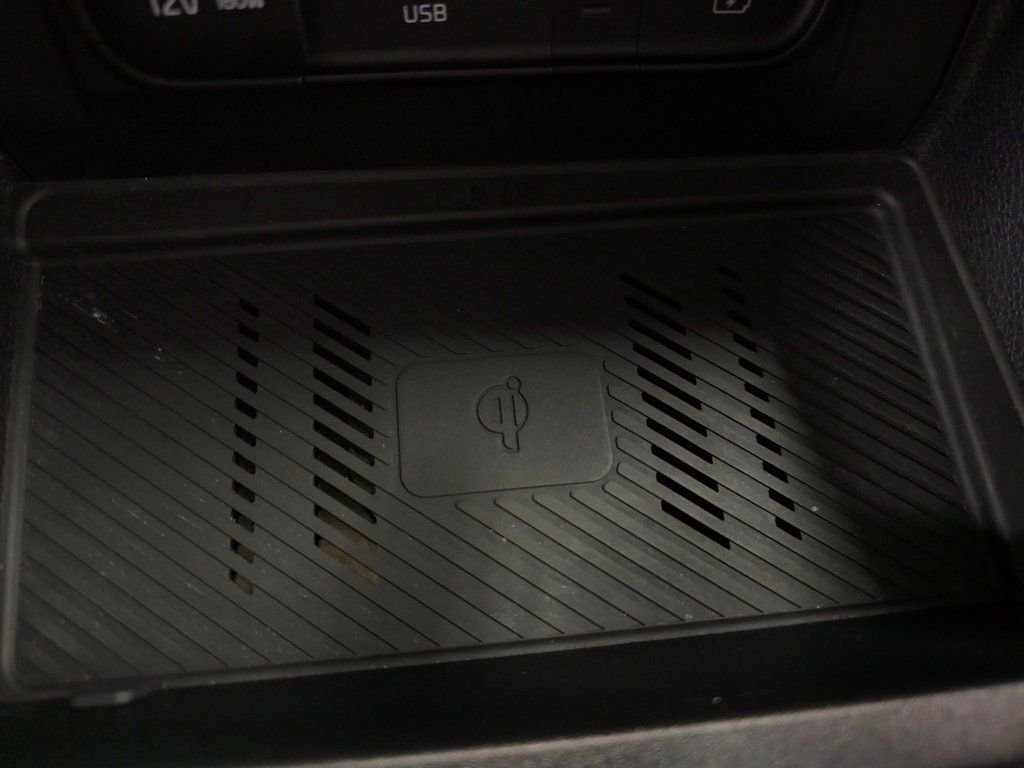 Used 2023 Ebony Black Kia EX image 27