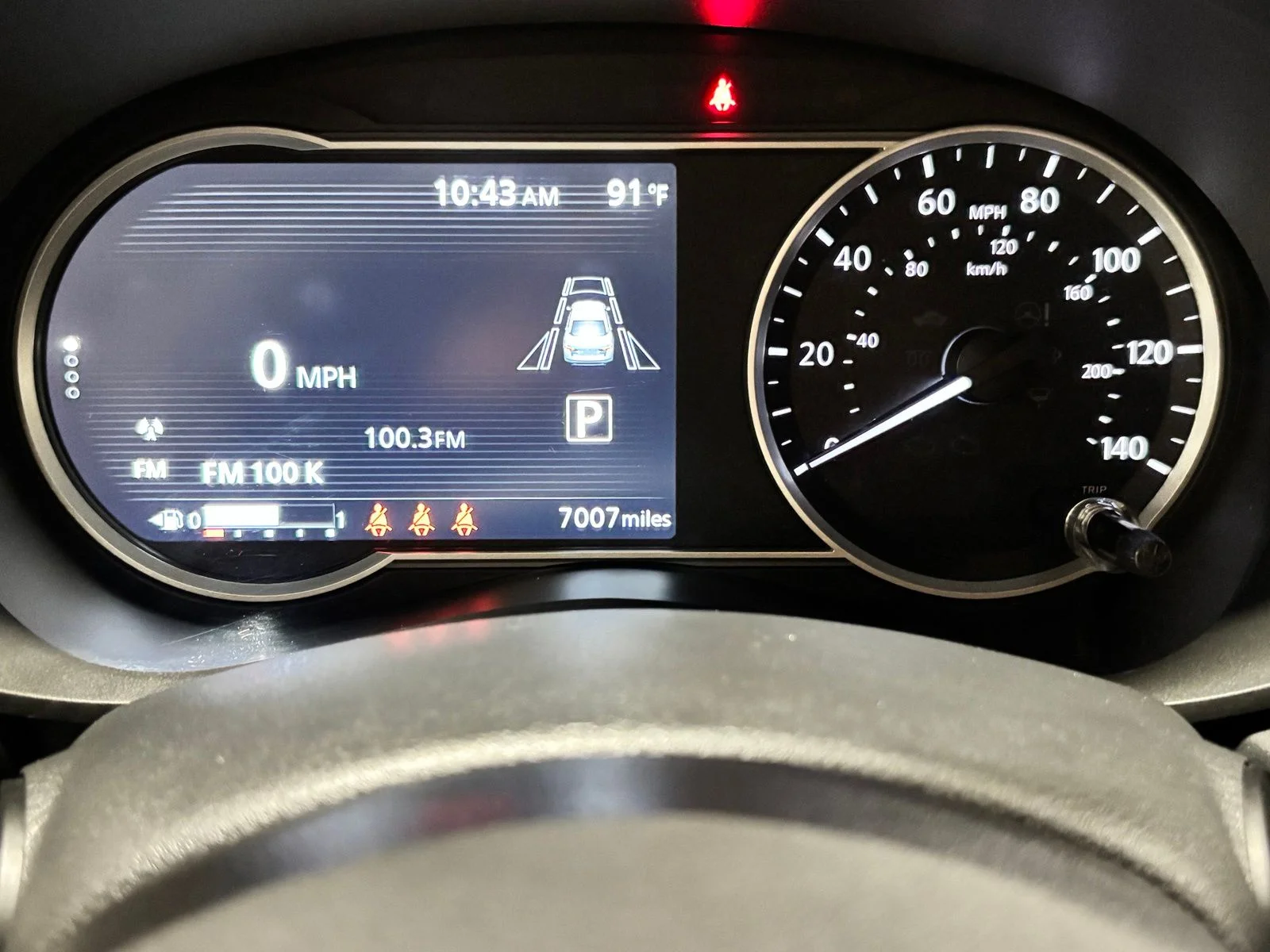 Used 2025 Red Nissan 1.6 SR image 13