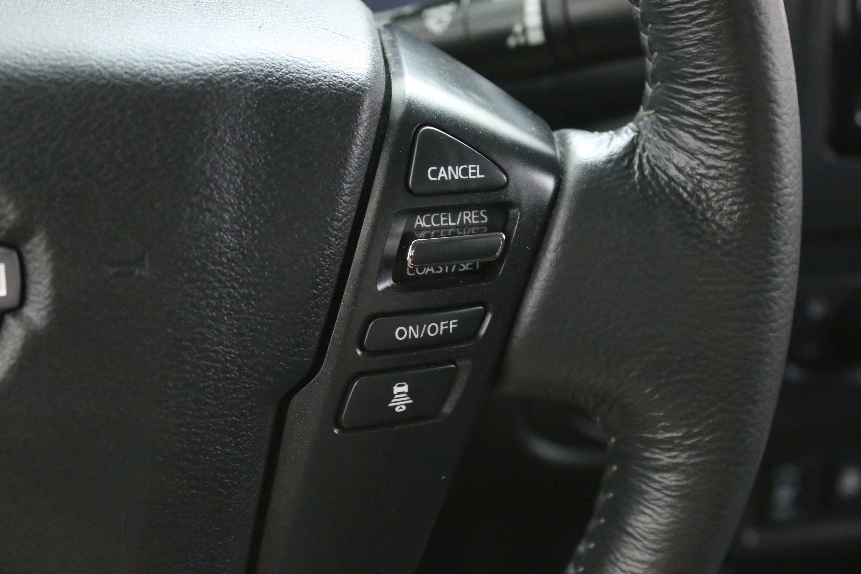 Used 2022 Gray Nissan King Cab SV 4x4 image 16