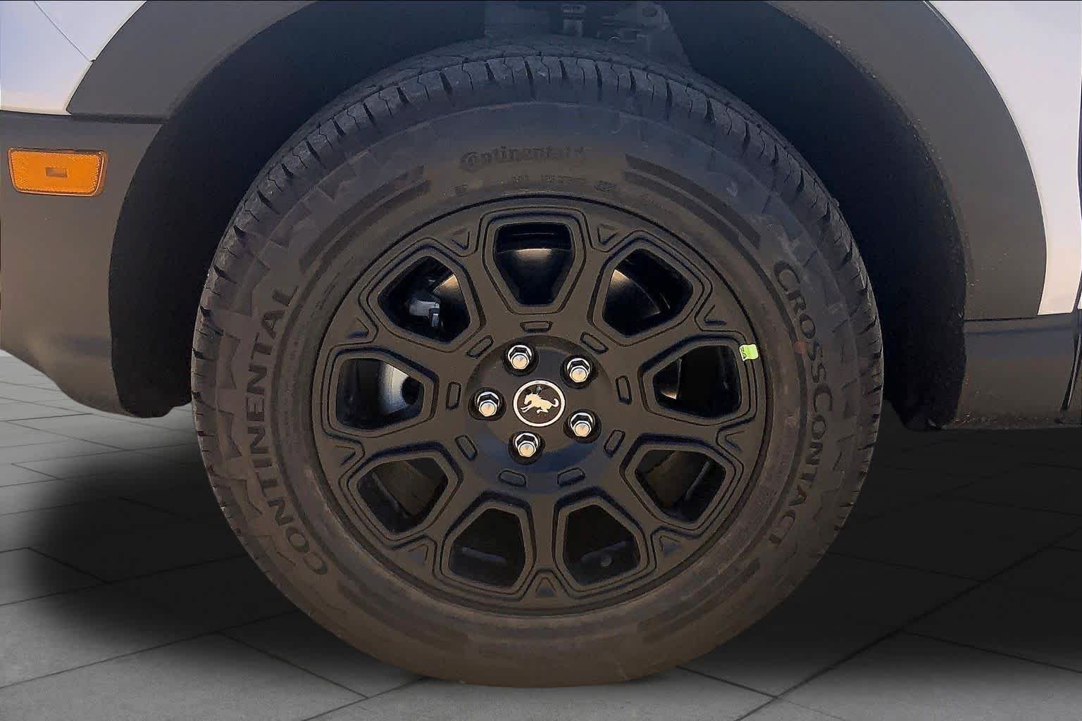 New 2026 Oxford White Ford Badlands® image 11