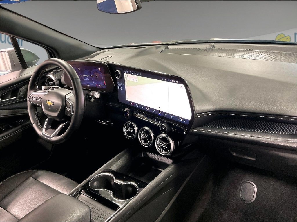 Used 2024 Gray Chevrolet LT image 14