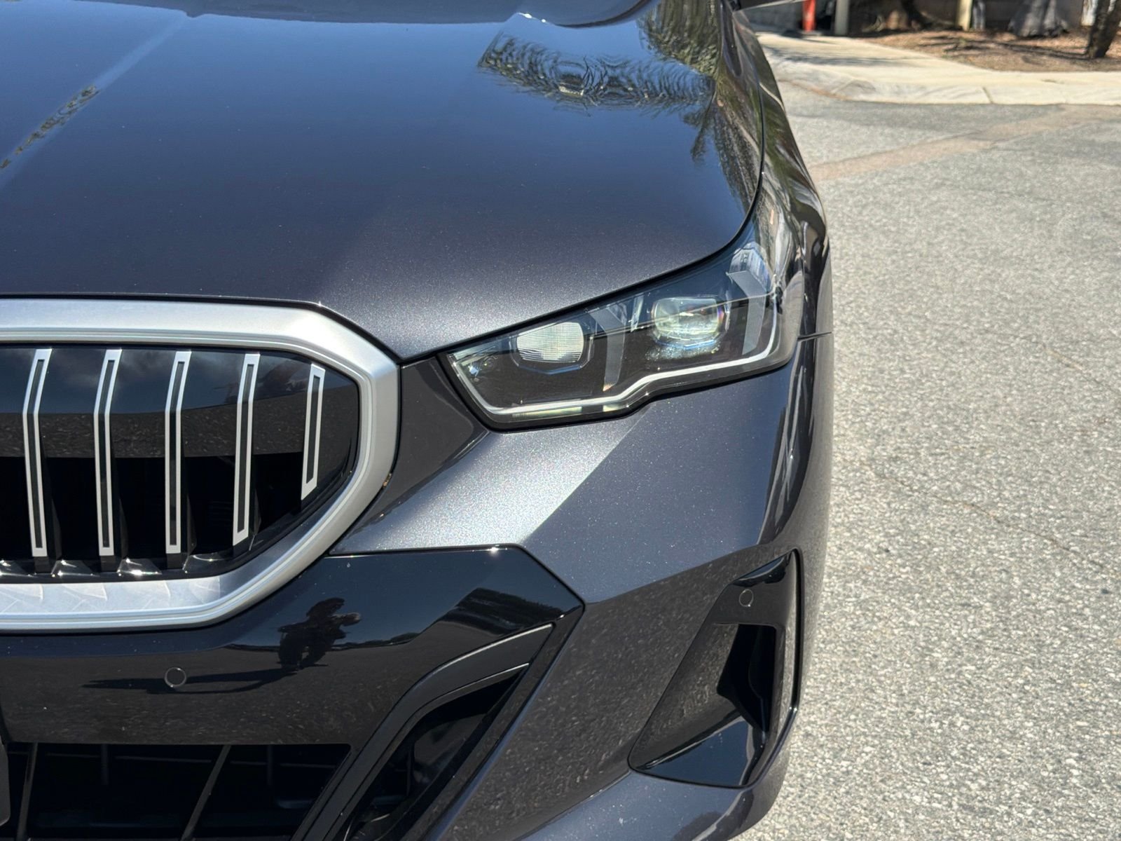 Used 2026 Dark Graphite Metallic BMW 530i xDrive image 13