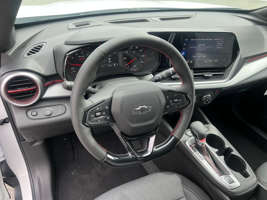 2026 Chevrolet Trax RS - Photo 15