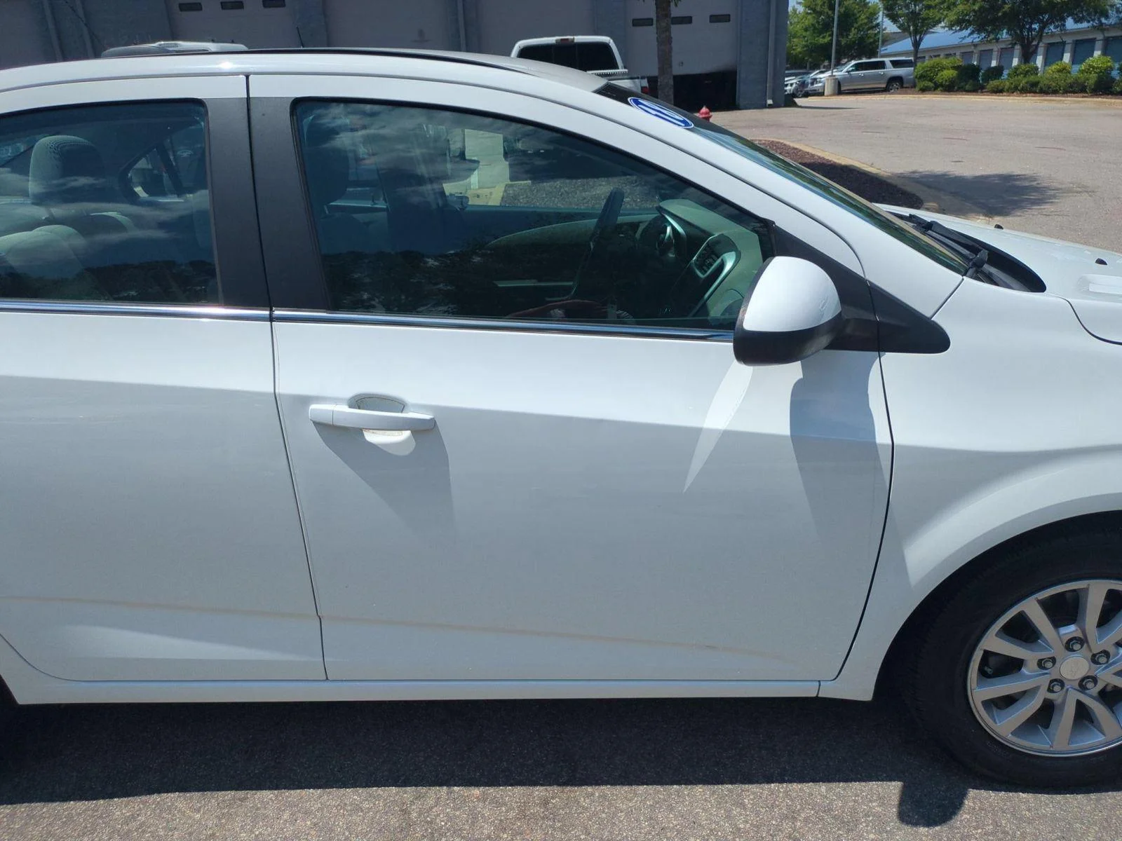 Used 2018  CHEVROLET LT image 34