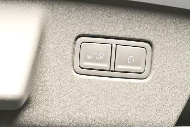 New 2026 Creamy White Pearl Hyundai Limited FWD image 41