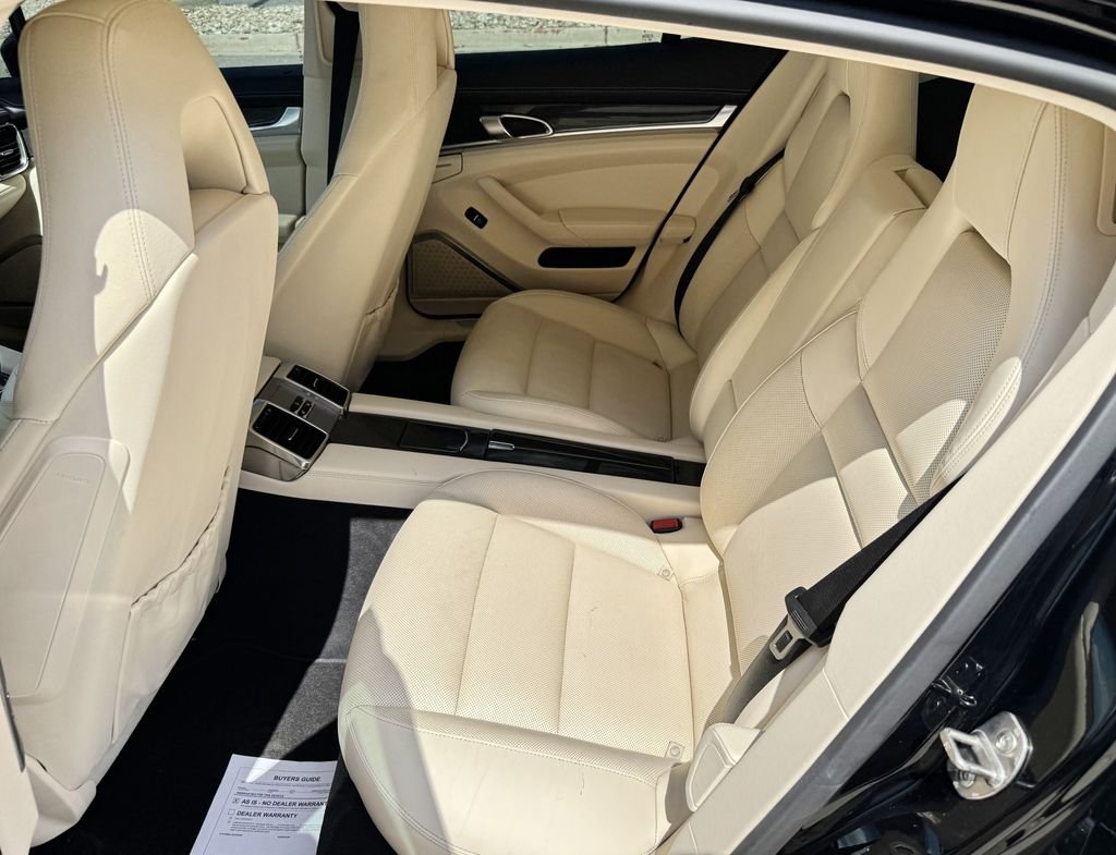 Used 2013 Black Porsche Turbo image 27