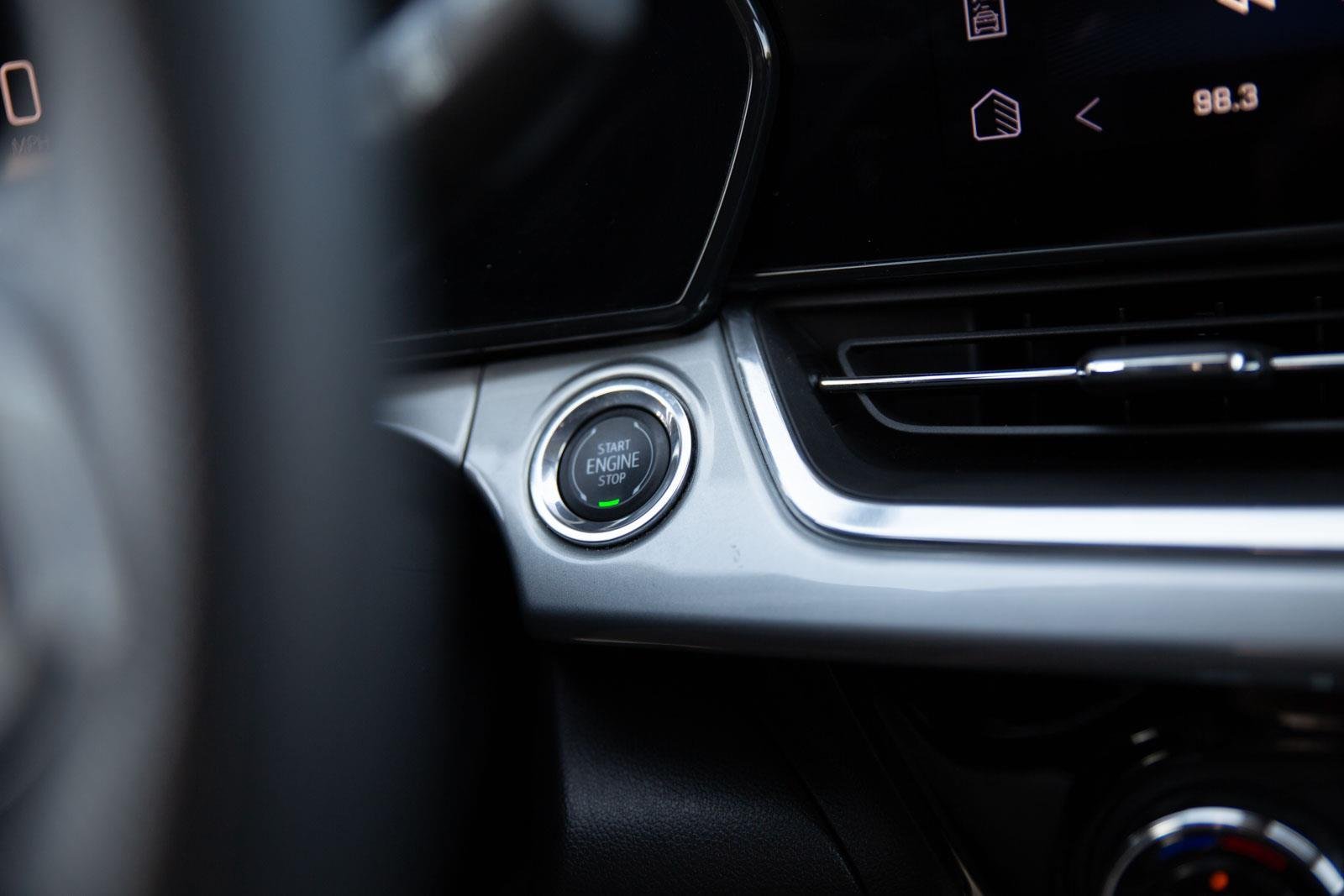 2024 Chevrolet Trax LT - Photo 12