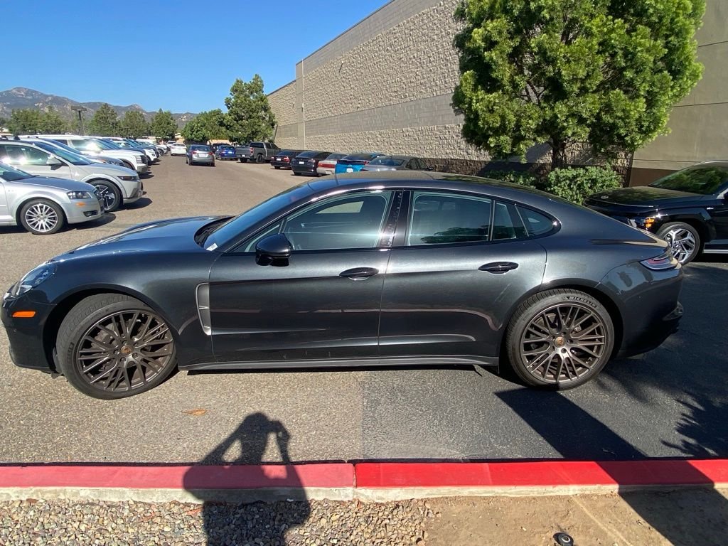 Used 2023 Black Porsche Base image 7