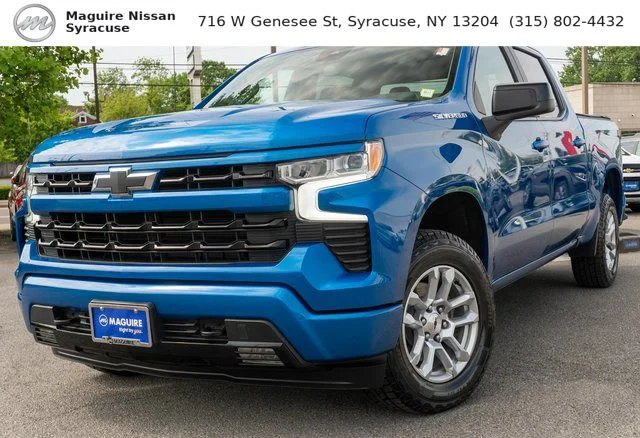 Used 2022 Blue Chevrolet RST image 1