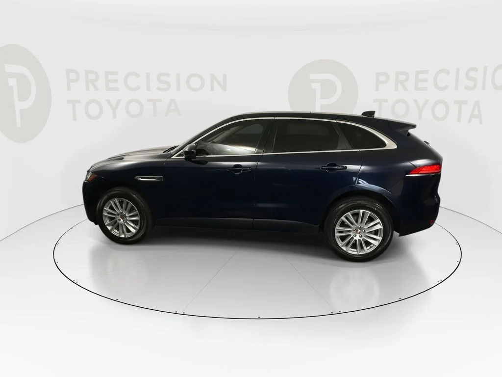 Used 2020 Portofino Blue Metallic Jaguar 30t Prestige image 13