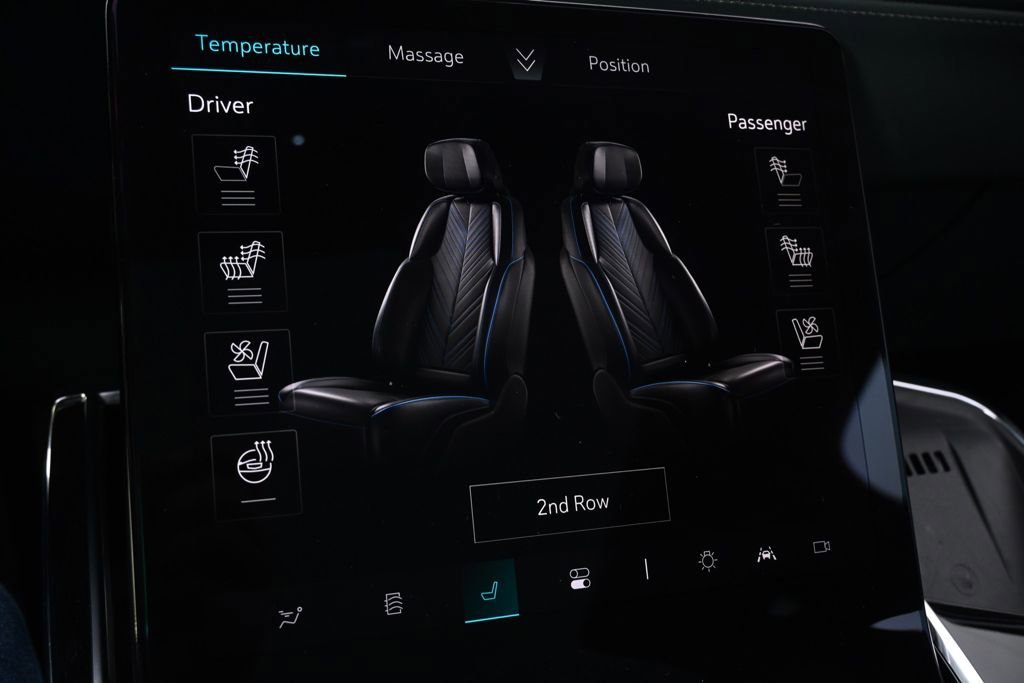 2025 Cadillac Escalade IQ Sport 2 - Photo 33