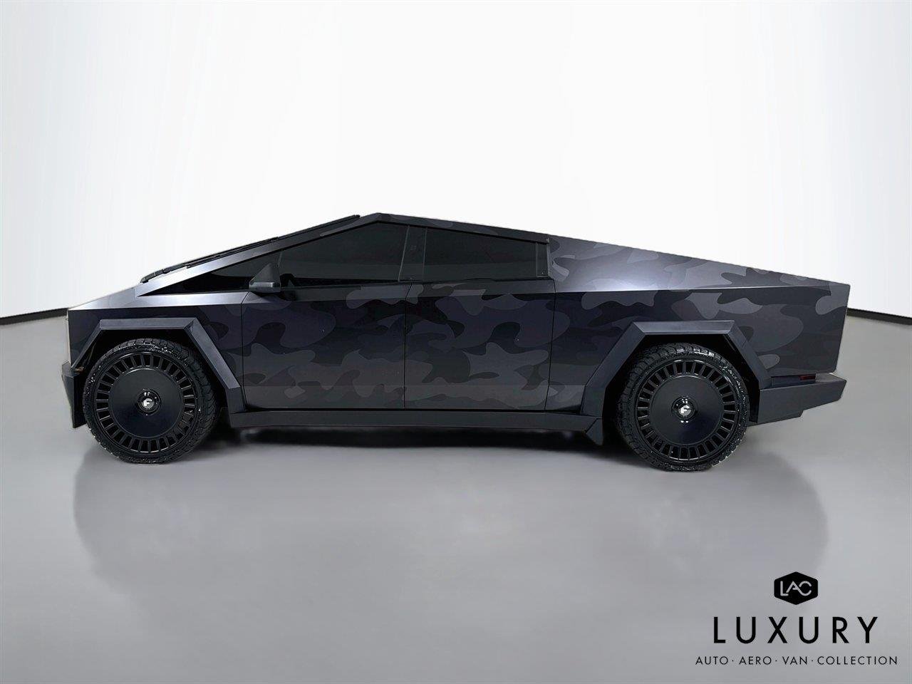 Used 2024 Camo Wrapp Tesla Cyberbeast | Forgiato Wheels | Camo Wrap image 9
