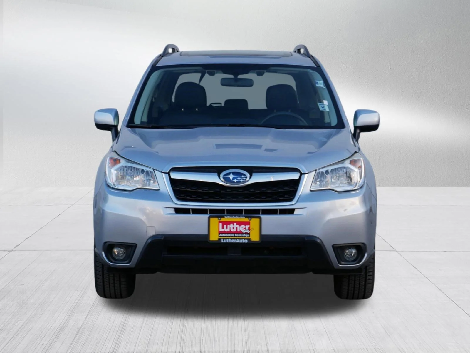 Used 2016 Subaru Forester i Limited with VIN JF2SJARC6GH419282 for sale in Vadnais Heights, Minnesota