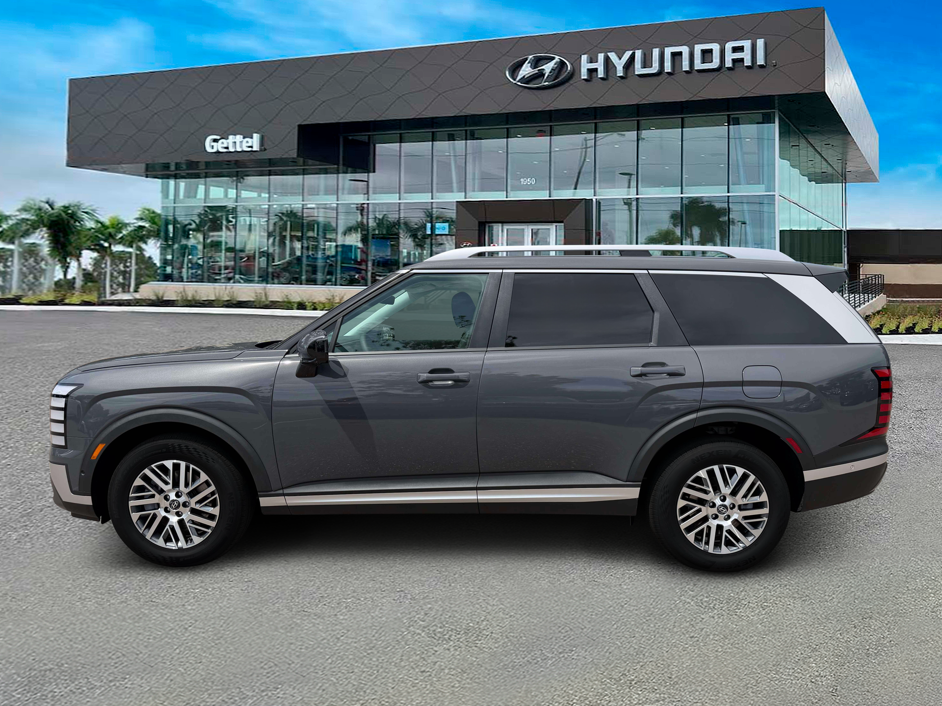 New 2027 Gray Hyundai SEL Premium FWD image 16