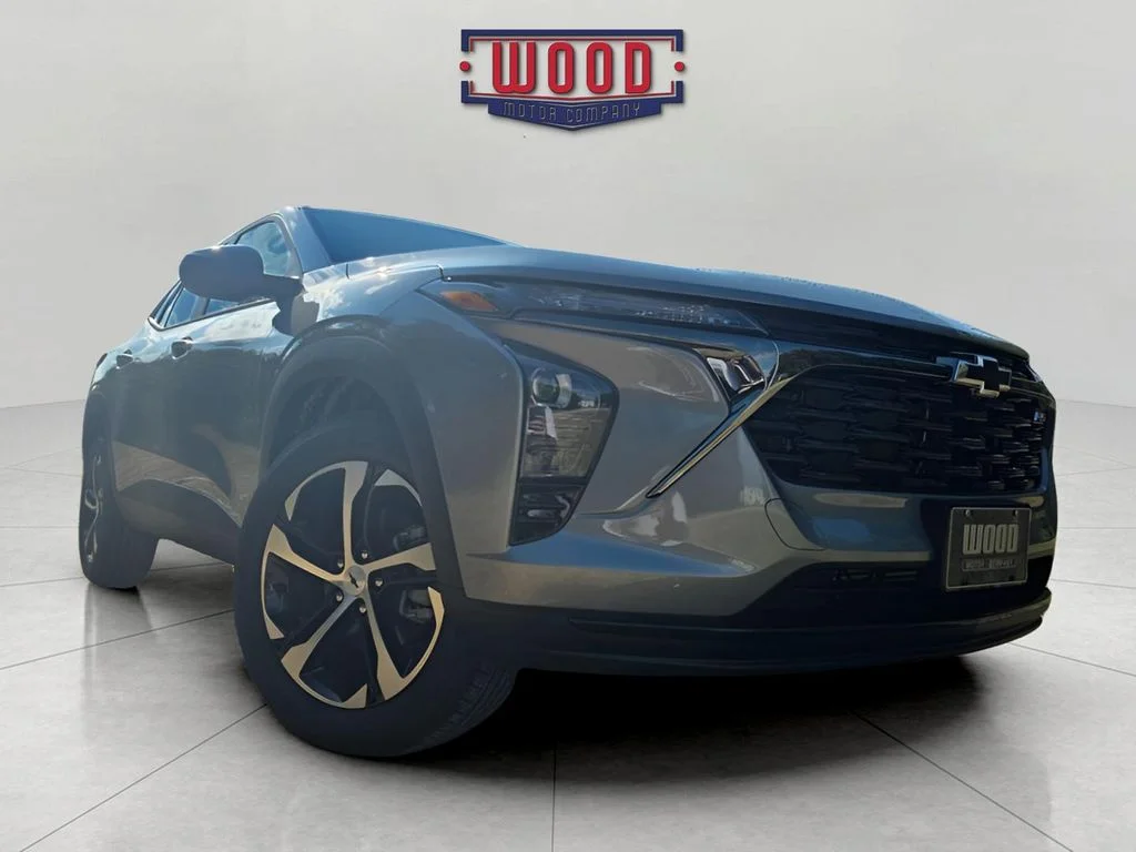 Used 2025 Sterling Gray Metallic Chevrolet 1RS image 4