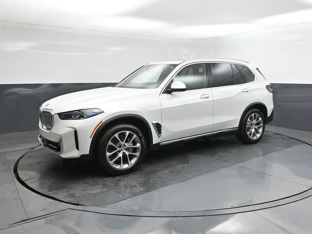 2026 BMW X5 sDrive40i's photo