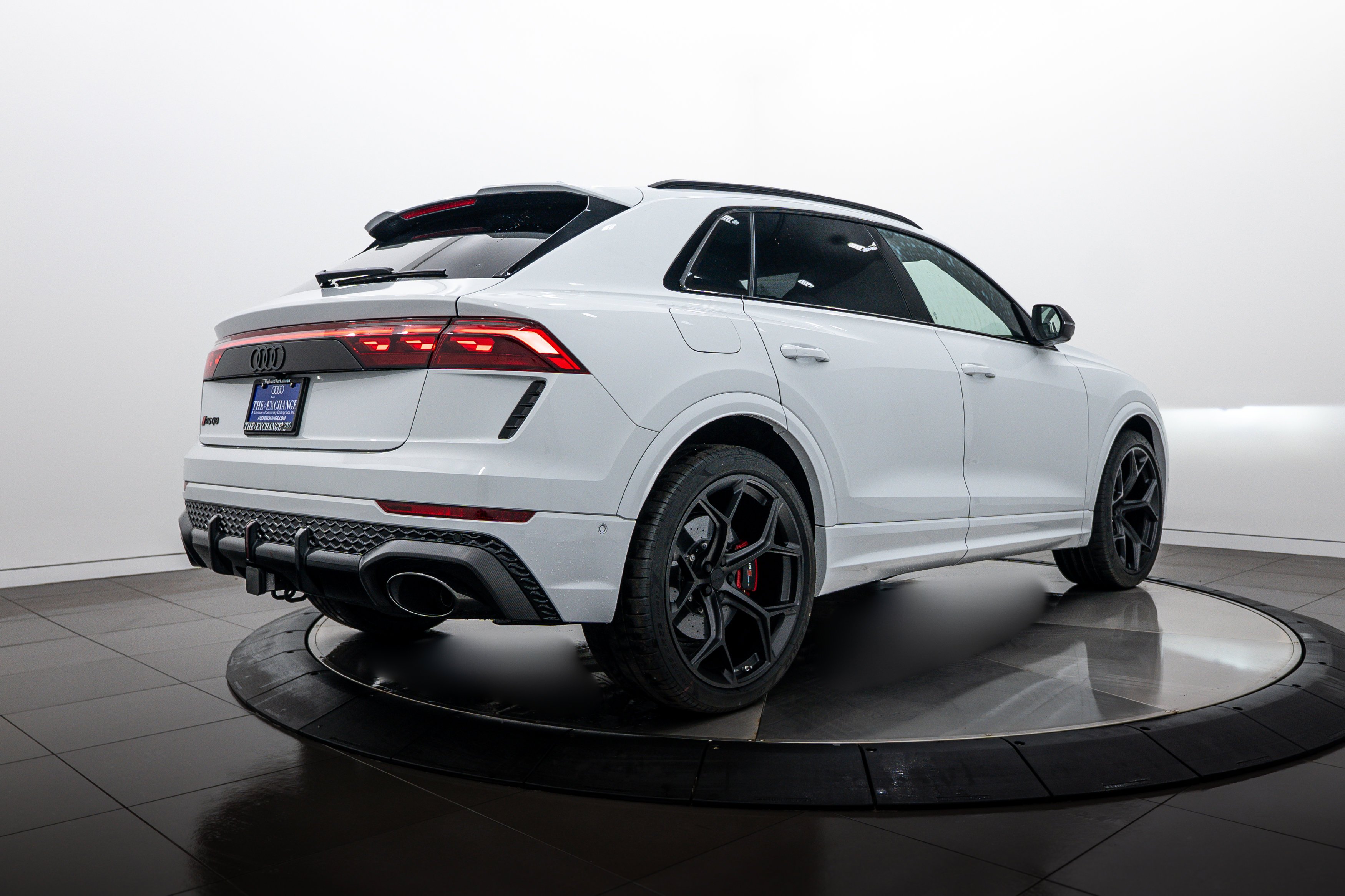 New 2026 Glacier White Audi performance image 4