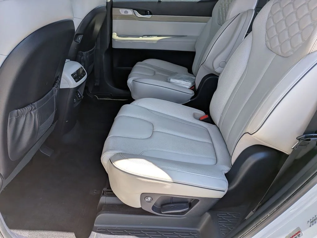 Used 2022 White Hyundai Limited image 24