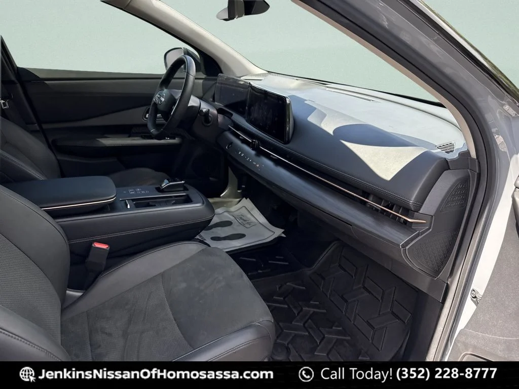 Used 2024 Gray Nissan EVOLVE+ e-4ORCE image 23