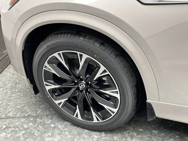 2026 Mazda CX-90 Premium Plus Package - Photo 35