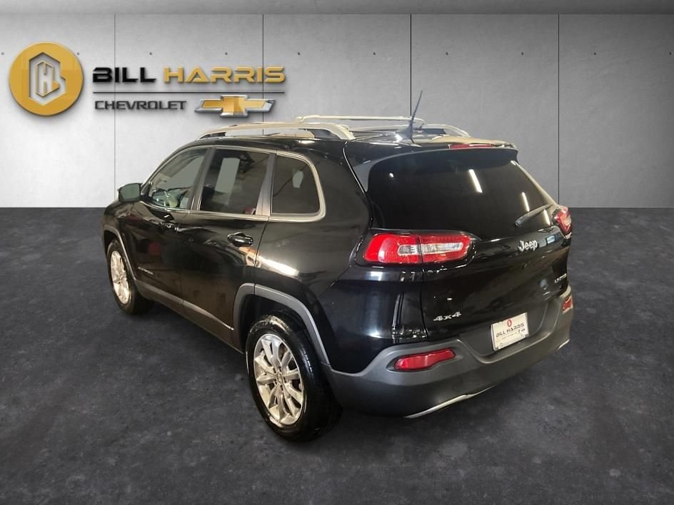 Used 2017 Black Jeep Limited image 12