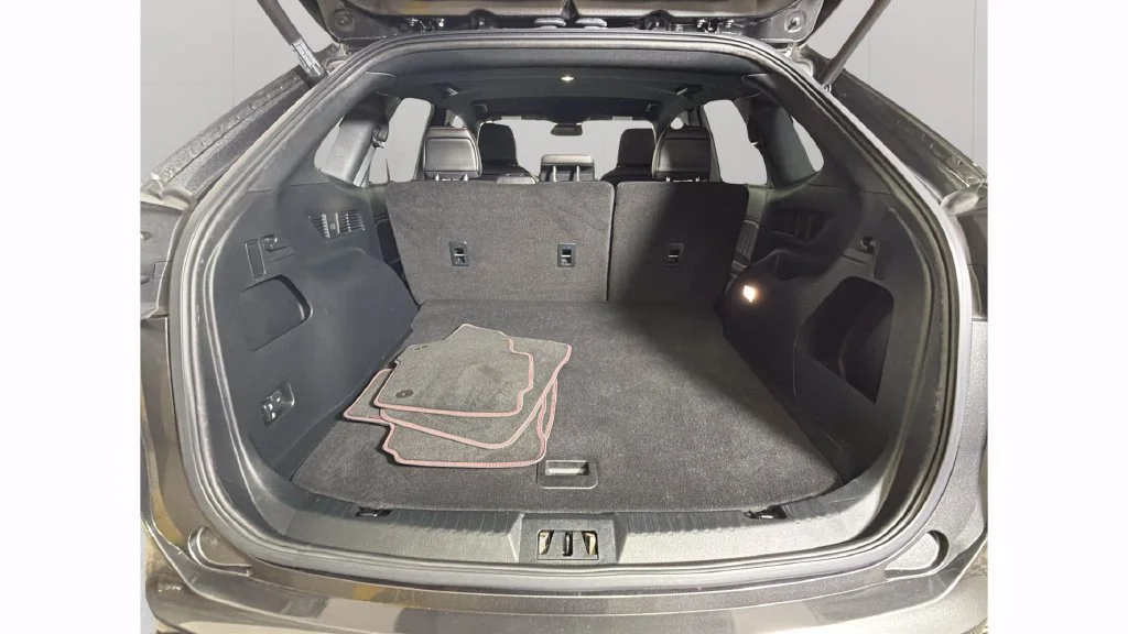 Used 2020 Gray Ford ST Line image 28