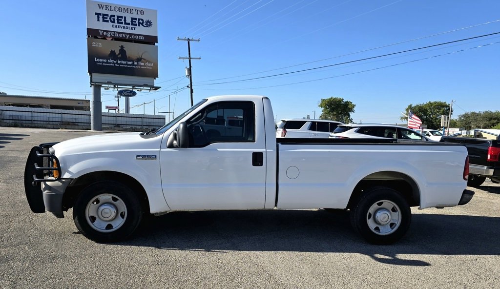 Used 2006 Ford F-250 Super Duty XL with VIN 1FTNF205X6EA69379 for sale in Goldthwaite, TX