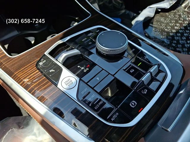 New 2026 Manhattan Green Metallic BMW xDrive40i image 14