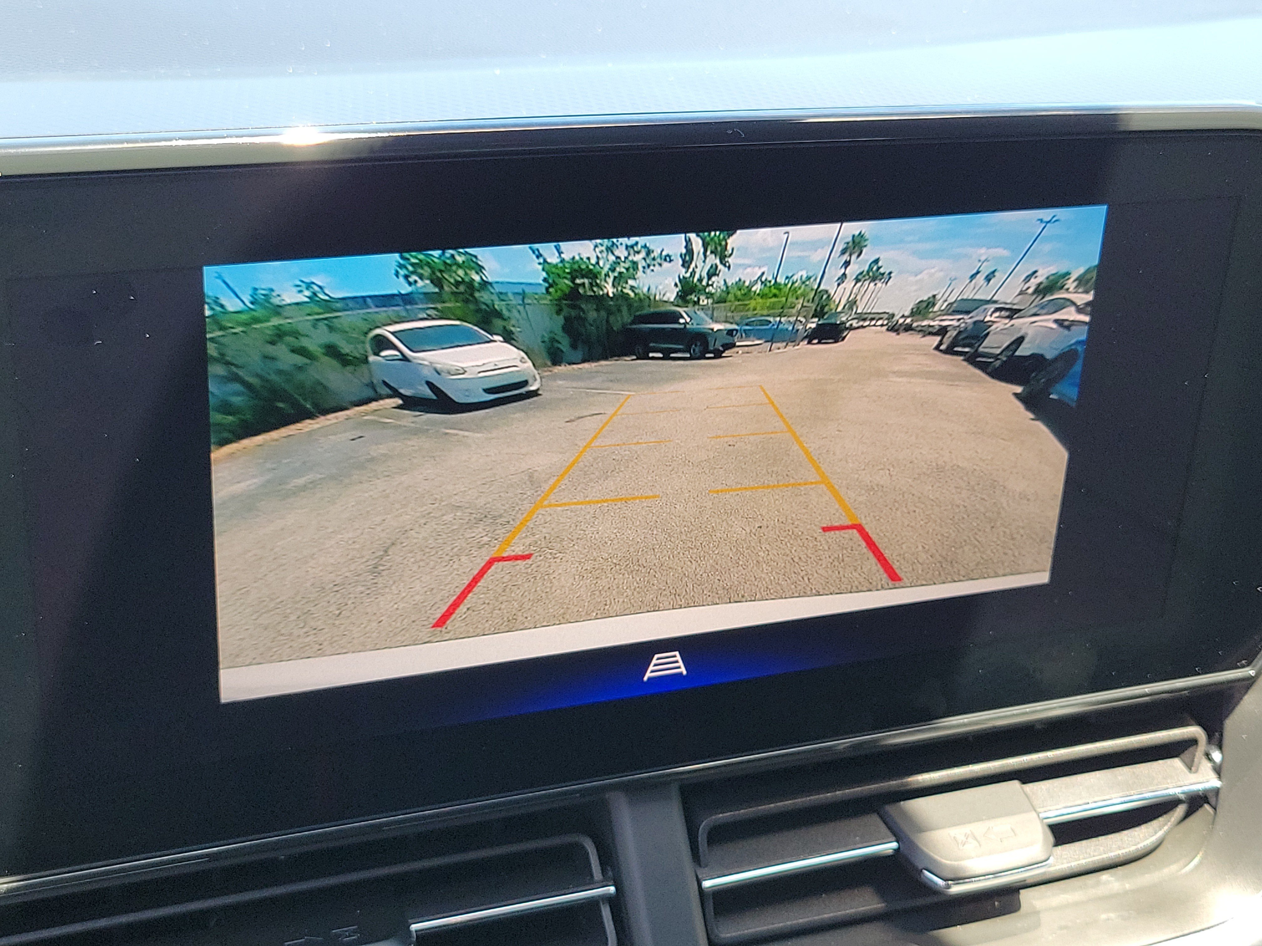 Used 2025  Chevrolet LT image 26