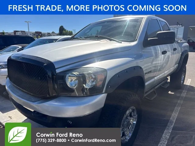 Used 2006 Silver Dodge SLT image 3