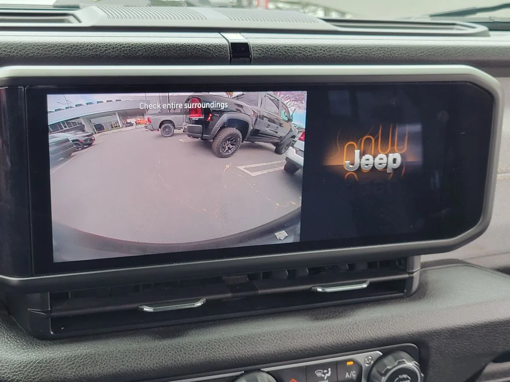 Used 2025 Black Jeep Sport S image 10