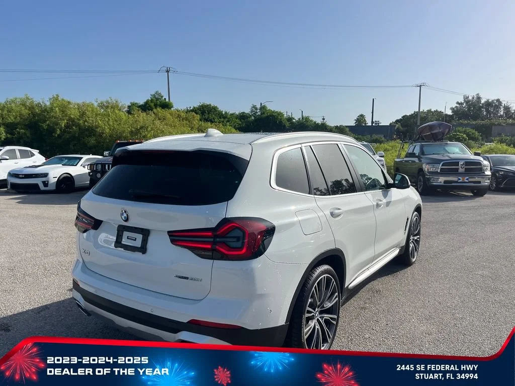 Used 2023 White BMW sDrive30i image 5