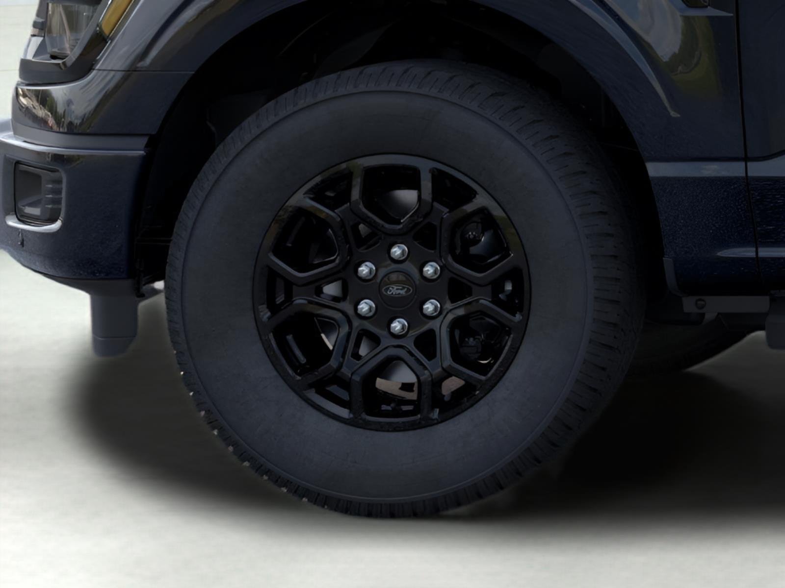New 2026 Agate Black Metallic Ford XLT image 19