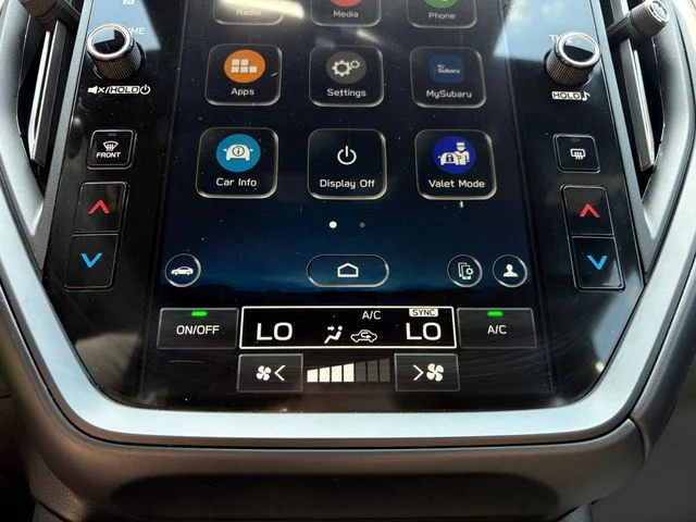 Used 2024 Ice Silver Metallic Subaru Base image 17