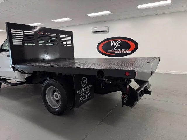 Used 2017 SUMMIT WHITE Chevrolet Work Truck image 7