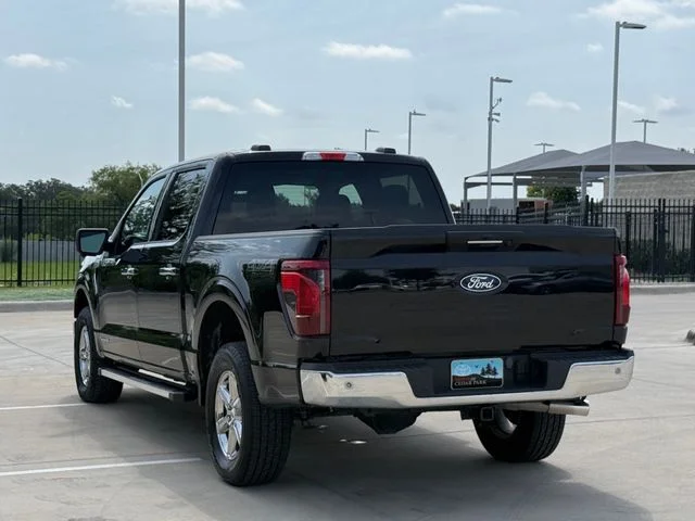 Used 2024 Black Metallic Ford XLT image 4
