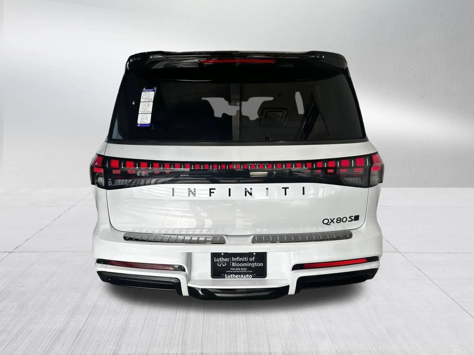 New 2026 2T RADIANT WHIT INFINITI Sport 4WD image 9