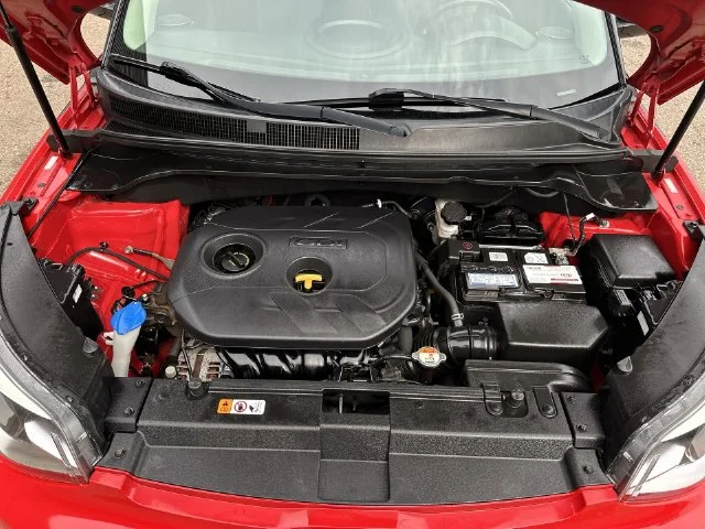 Used 2018 Red Kia Plus image 19