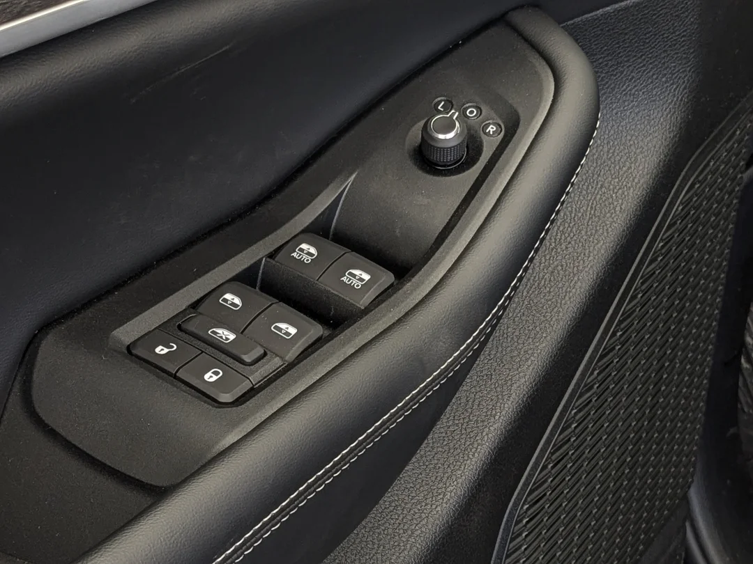 New 2026 Black Jeep Altitude - - 4x4 - 20 Gloss Black Wheels - Remote Start & More! image 13