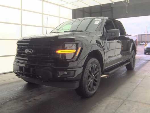 Used 2025 Agate Black Metallic Ford XLT image 2