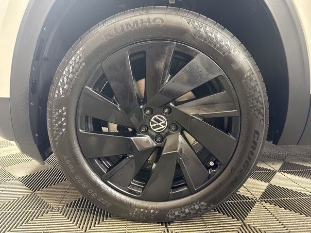 2026 Volkswagen Atlas SE w/Tech - Photo 10