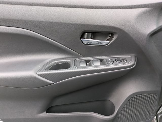 2025 Nissan Versa Sedan SV - Photo 17