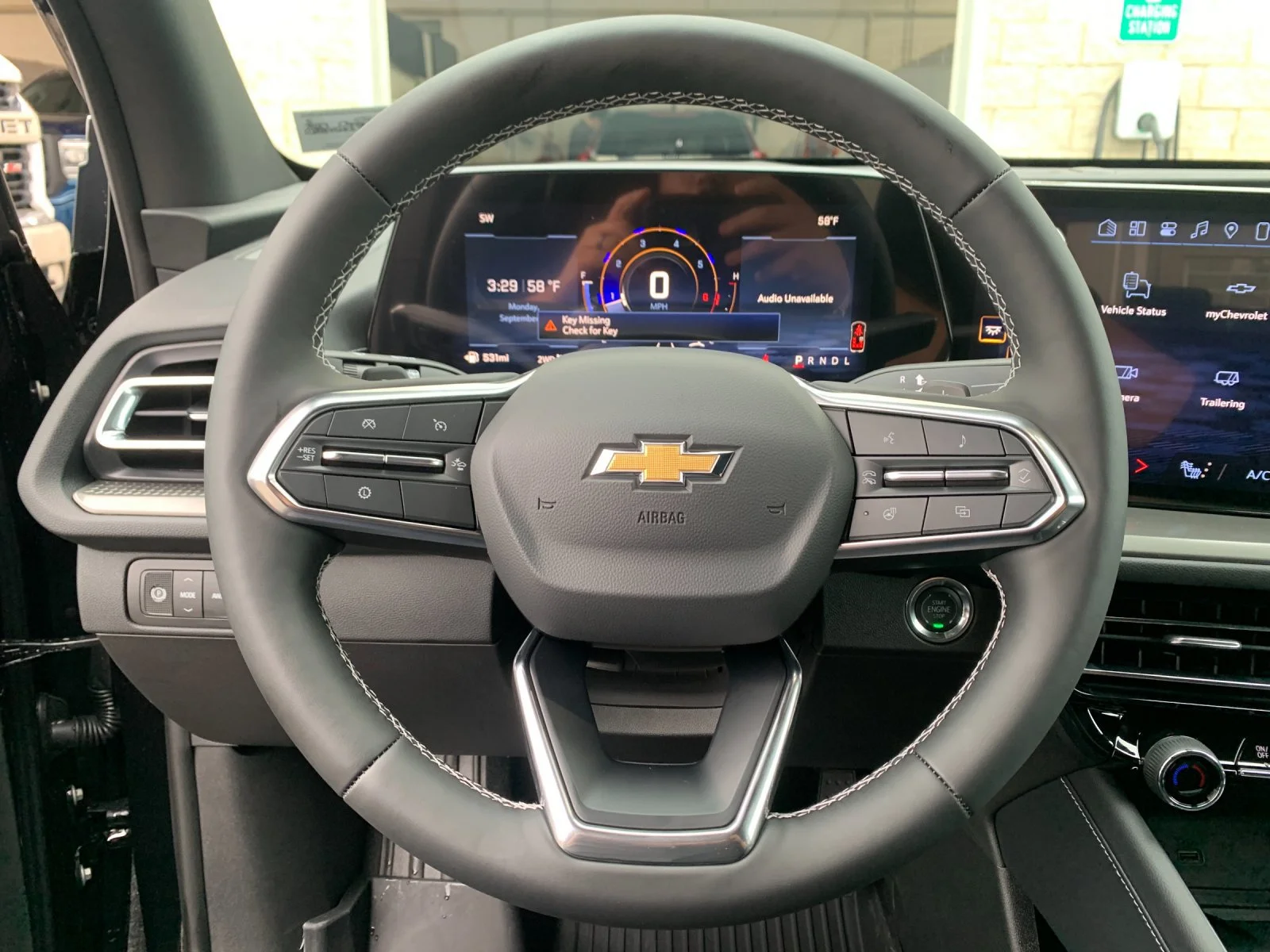 2027 Chevrolet Traverse LT - Photo 25