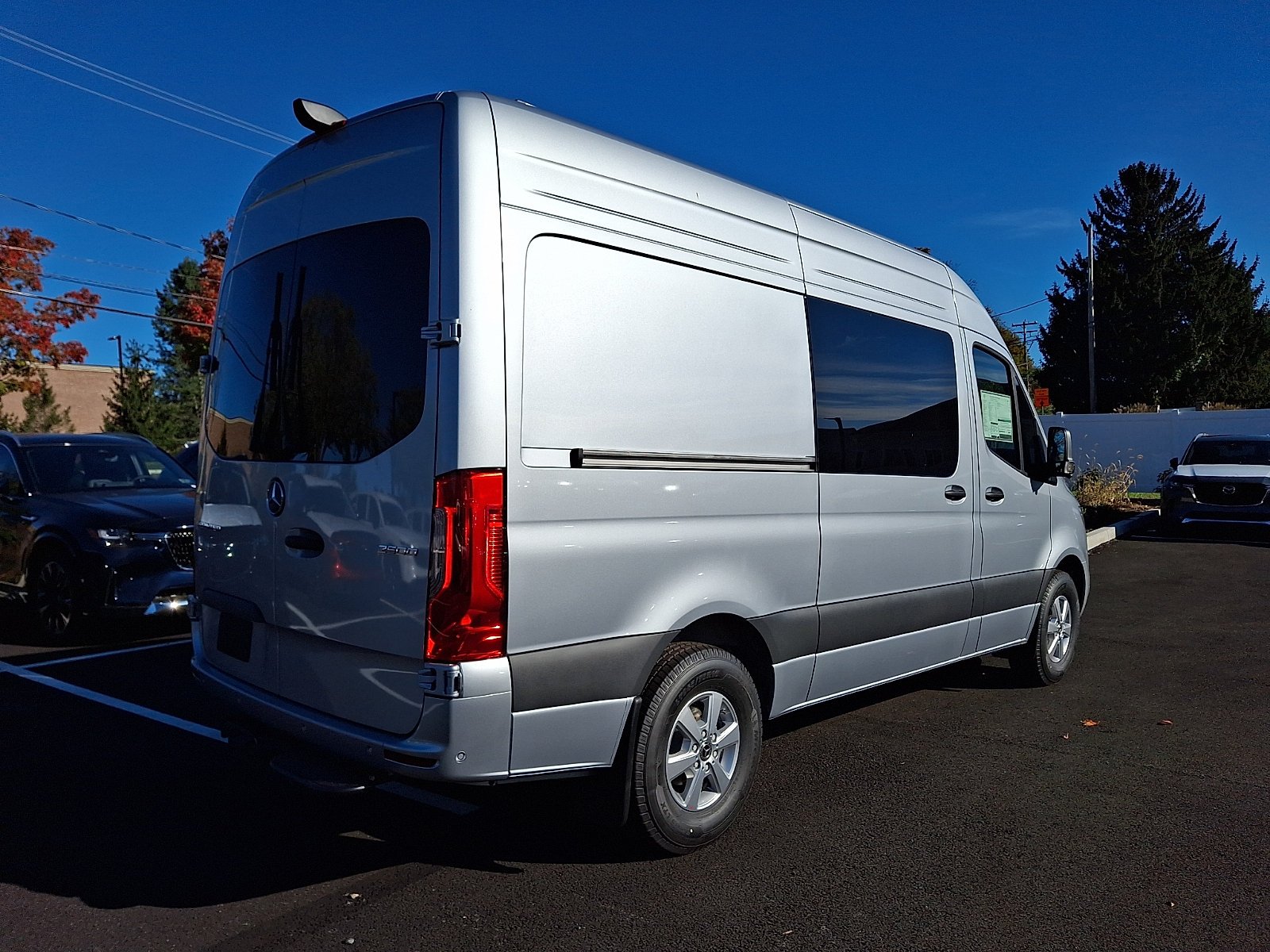 New 2026 high-tech silver metallic Mercedes-Benz Crew 144 WB image 27