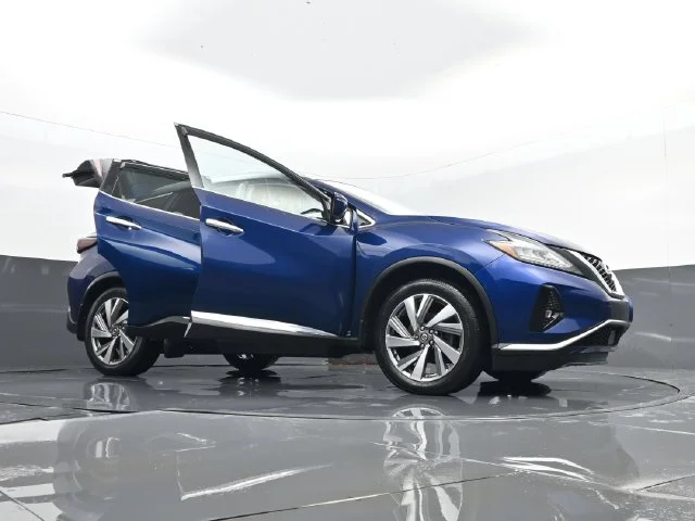 Used 2020 Deep Blue Pearl Nissan SL image 34
