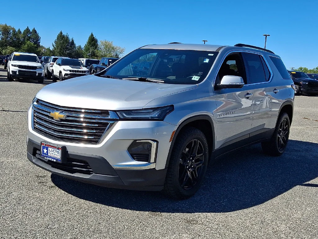 Used 2022 Silver Chevrolet LT image 5