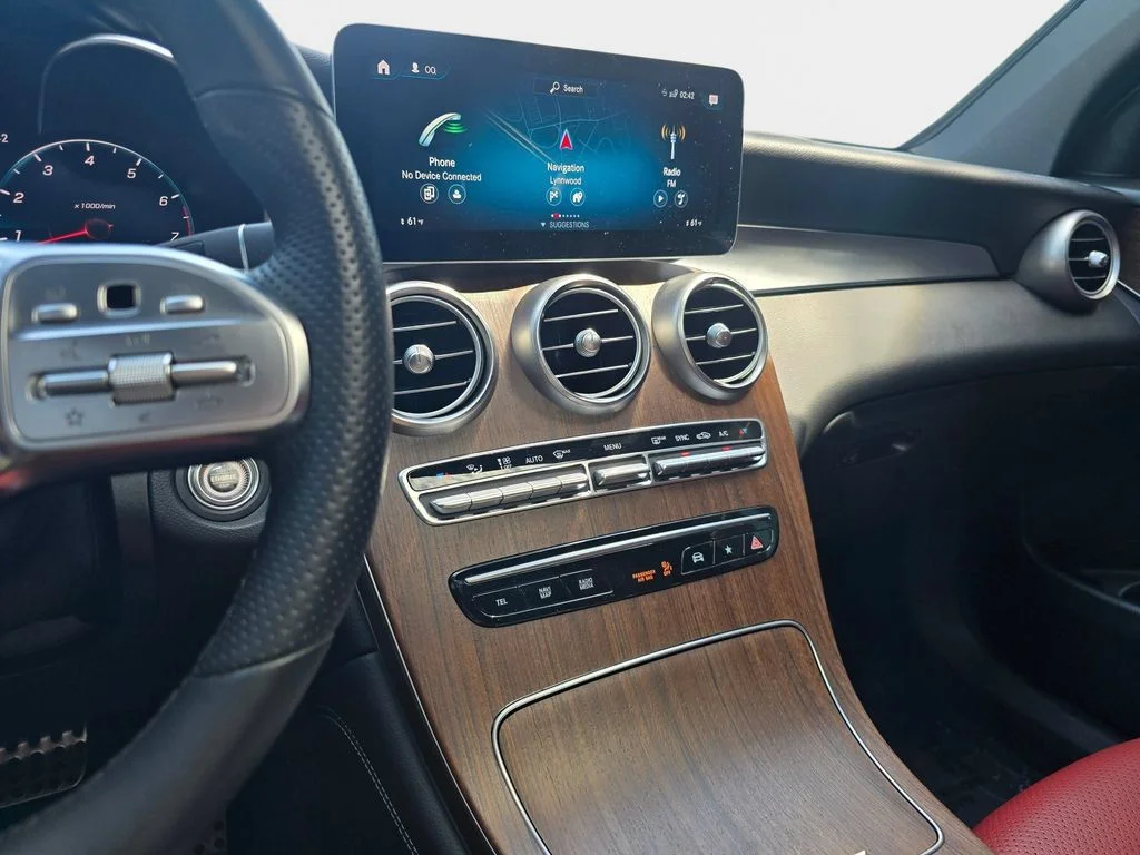 2020 Mercedes-Benz GLC Coupe GLC300 - Photo 23